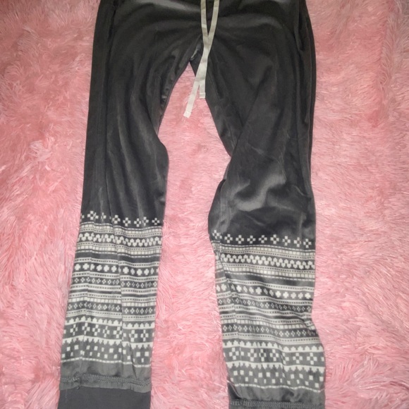 Pjs - Picture 2 of 3